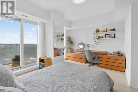 805 Carling Avenue Ottawa ON K1S 5W9