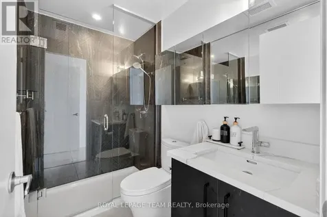 805 Carling Avenue Ottawa ON K1S 5W9