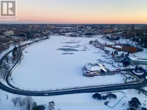 805 Carling Avenue Ottawa ON K1S 5W9