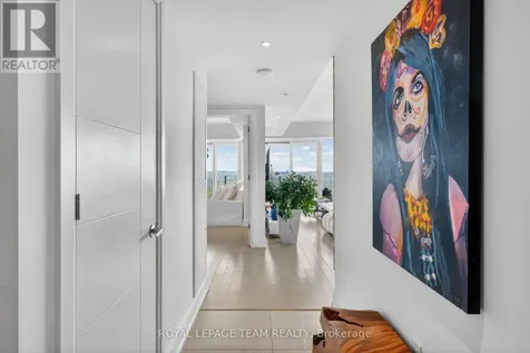 805 Carling Avenue Ottawa ON K1S 5W9