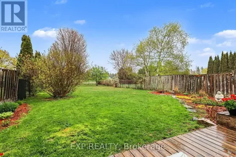 5 Sundew Court West Ottawa ON K2S 1Z5