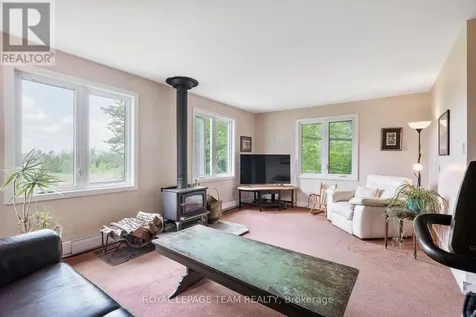 2553 Galetta Sideroad Ottawa ON K0A 1X0