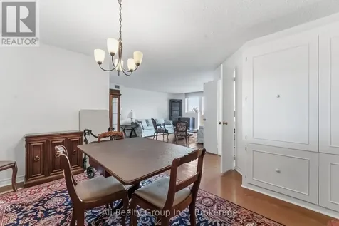 1705 Playfair Drive Ottawa ON K1H 8P6
