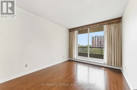 1705 Playfair Drive Ottawa ON K1H 8P6