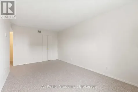 1705 Playfair Drive Ottawa ON K1H 8P6