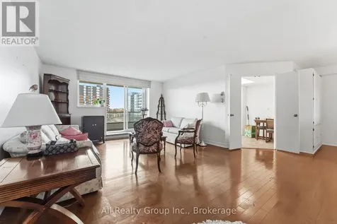 1705 Playfair Drive Ottawa ON K1H 8P6