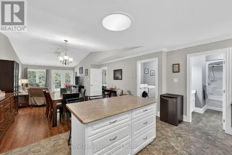 47 Clover Crescent Wasaga Beach ON L9Z 0G4