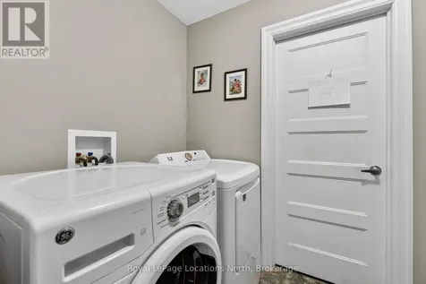 47 Clover Crescent Wasaga Beach ON L9Z 0G4