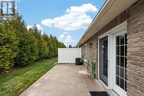 47 Clover Crescent Wasaga Beach ON L9Z 0G4