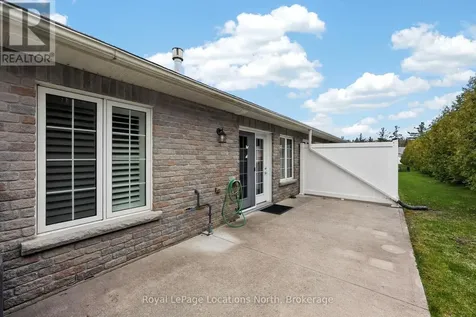 47 Clover Crescent Wasaga Beach ON L9Z 0G4