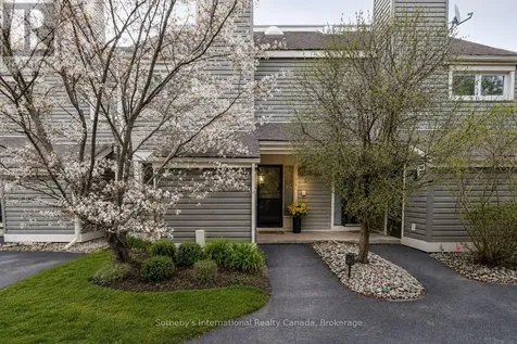 214 Escarpment Crescent Collingwood ON L9Y 5B4