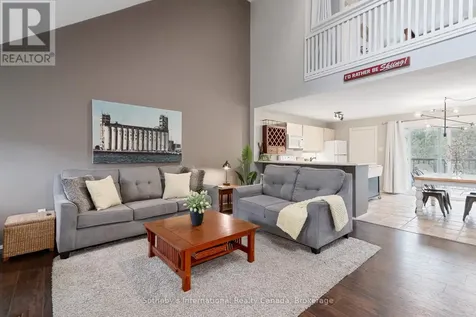214 Escarpment Crescent Collingwood ON L9Y 5B4