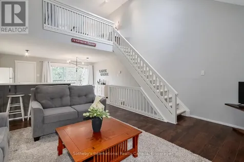 214 Escarpment Crescent Collingwood ON L9Y 5B4