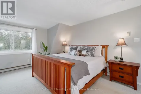 214 Escarpment Crescent Collingwood ON L9Y 5B4