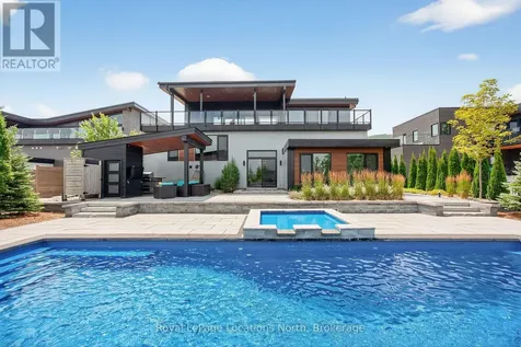 116 Courchevel Crescent Blue Mountains ON L9Y 0Z8