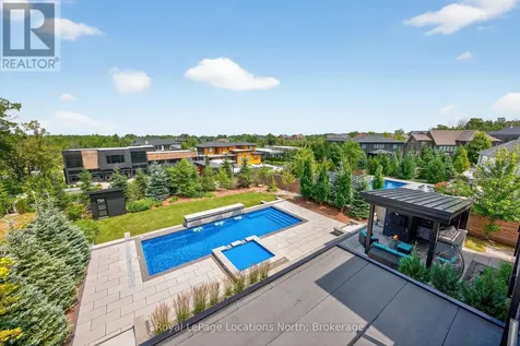 116 Courchevel Crescent Blue Mountains ON L9Y 0Z8