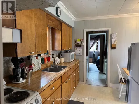 381 14th Street West Owen Sound ON N4K 3X9
