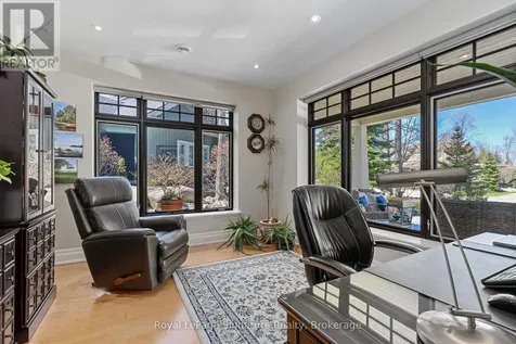 108 Mcmullen Court Blue Mountains ON N0H 2P0