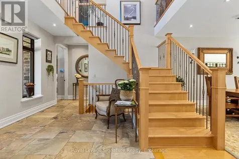 108 Mcmullen Court Blue Mountains ON N0H 2P0