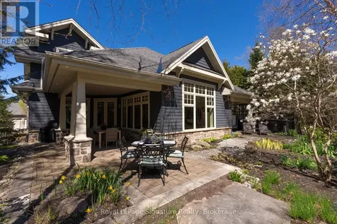 108 Mcmullen Court Blue Mountains ON N0H 2P0