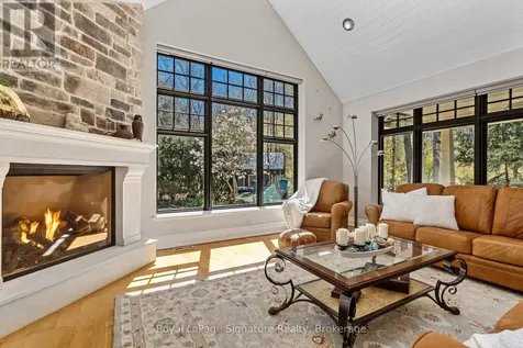 108 Mcmullen Court Blue Mountains ON N0H 2P0
