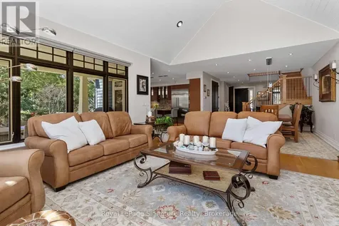 108 Mcmullen Court Blue Mountains ON N0H 2P0