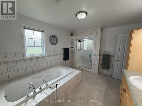 122 James Street Arran-elderslie ON N0G 2N0