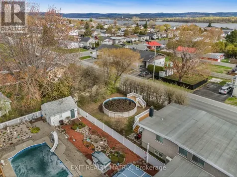 1380 Lansdowne Street Hawkesbury ON K6A 1J4