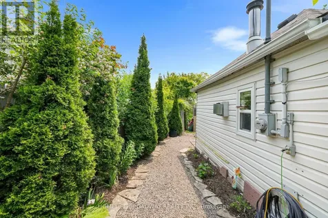 30 Parkhill Drive Whitchurch-stouffville ON L4A 2G1