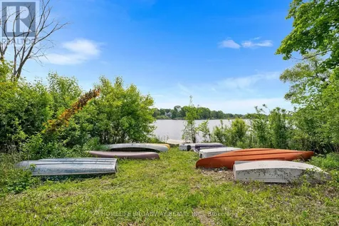 30 Parkhill Drive Whitchurch-stouffville ON L4A 2G1