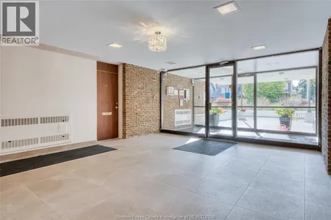 2144 Pelissier Windsor ON N8X 1N4