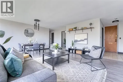 2144 Pelissier Windsor ON N8X 1N4