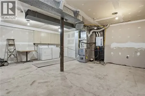 1049 Glencairn Avenue North York ON M6B 2B1
