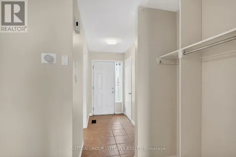 35D Woodvale Green Ottawa ON K2G 4H3