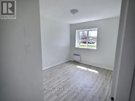 2044 Arrowsmith Drive Ottawa ON K1J 7V8