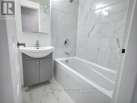 2044 Arrowsmith Drive Ottawa ON K1J 7V8