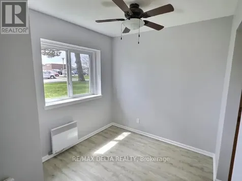 2044 Arrowsmith Drive Ottawa ON K1J 7V8