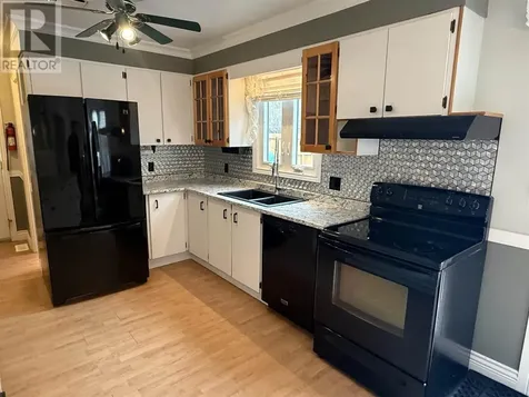 44 Hergott Avenue Elliot Lake ON P5A 3A8