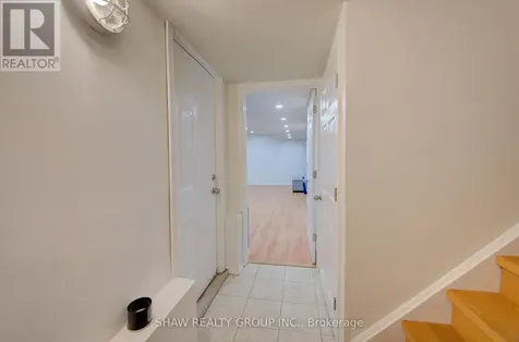 32 Lena Crescent Cambridge ON N1R 8P4