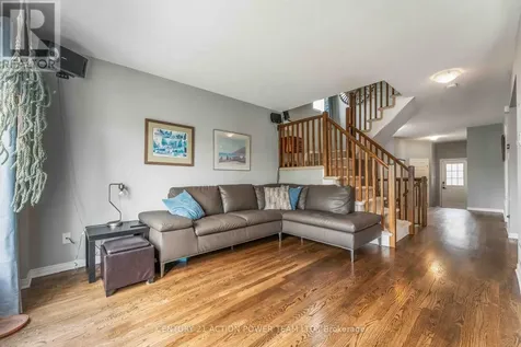 153 Lokoya Street Ottawa ON K2S 0J5