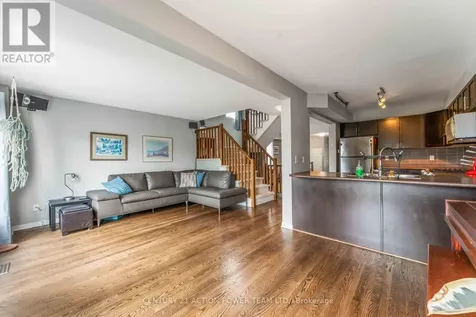 153 Lokoya Street Ottawa ON K2S 0J5