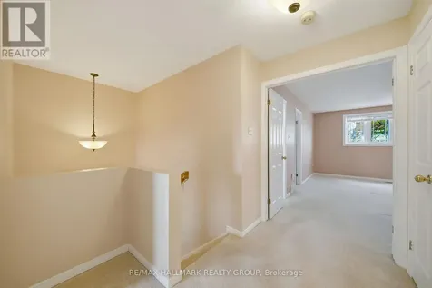 3004 Victoria Heights Crescent Ottawa ON K1T 3M7