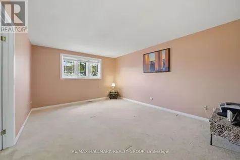 3004 Victoria Heights Crescent Ottawa ON K1T 3M7