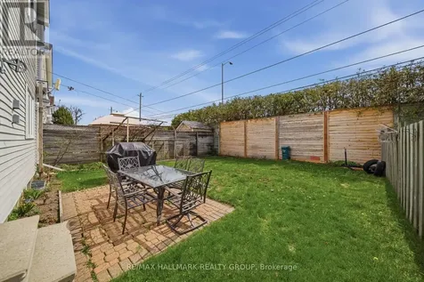 3004 Victoria Heights Crescent Ottawa ON K1T 3M7