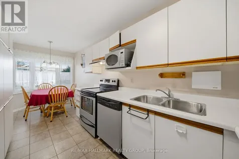 3004 Victoria Heights Crescent Ottawa ON K1T 3M7