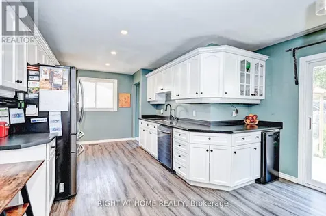 137 Country Club Drive Guelph (victoria North) ON N1E 3K8