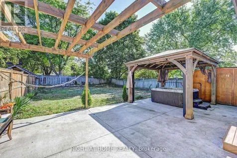 137 Country Club Drive Guelph (victoria North) ON N1E 3K8