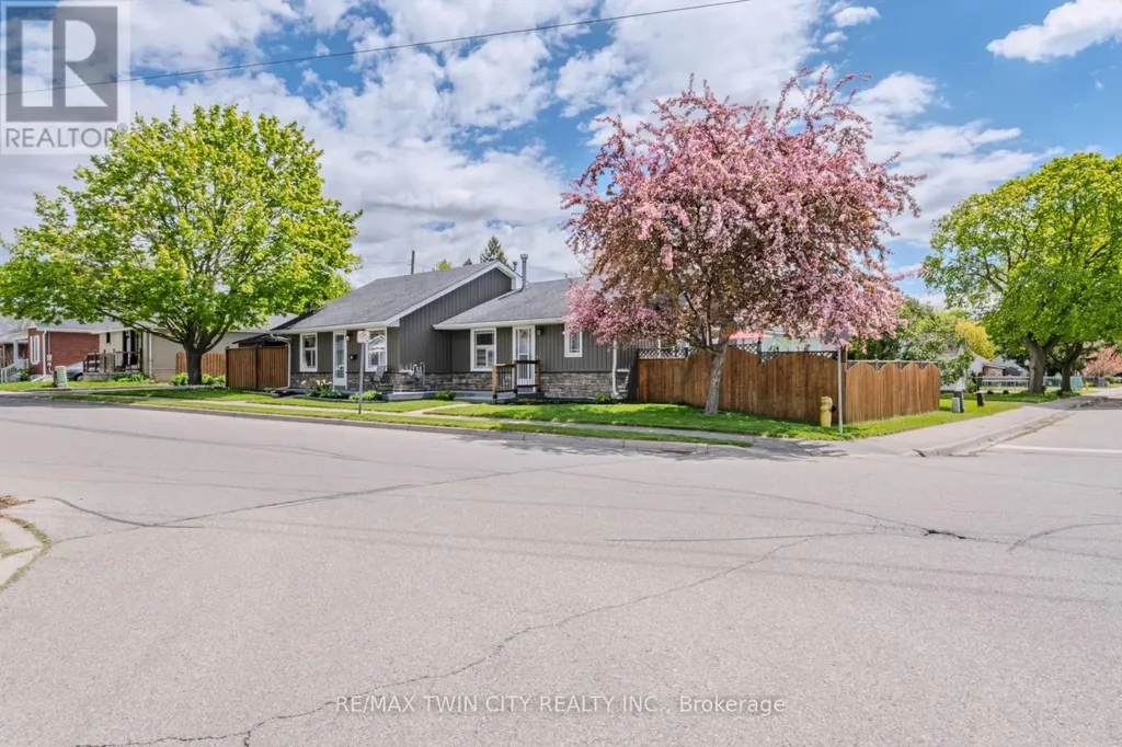 36 Crandell Avenue Brantford ON N3S 1C9