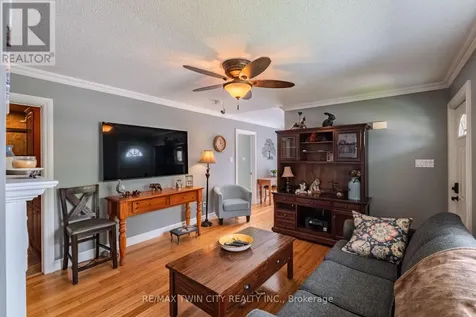 36 Crandell Avenue Brantford ON N3S 1C9
