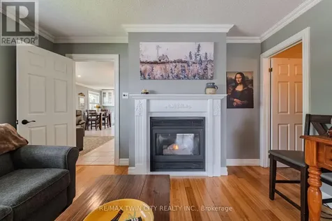 36 Crandell Avenue Brantford ON N3S 1C9